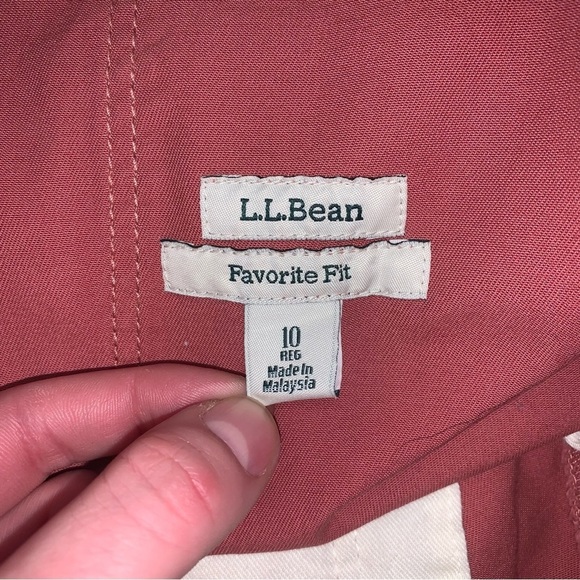 L.L. Bean Shorts‎ Women’s Size 10 US Pink Rose Chino Favourite Fit Cargo Long - Picture 6 of 8